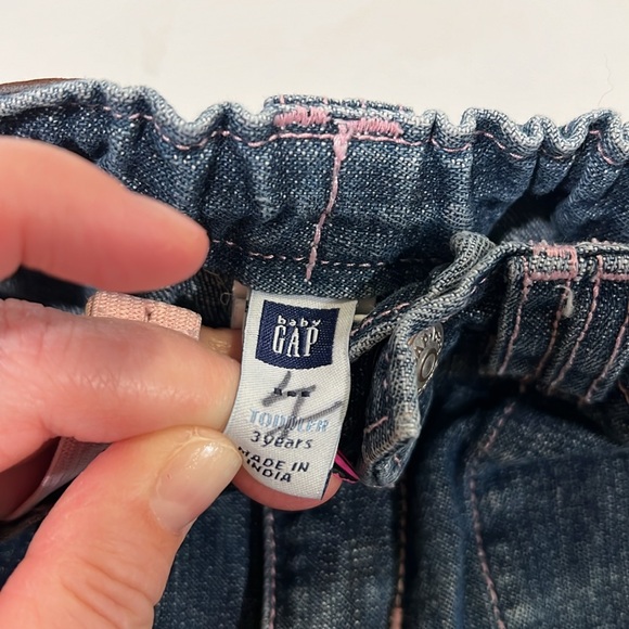 Gap - 3 year, embroidered jeans - Picture 6 of 7